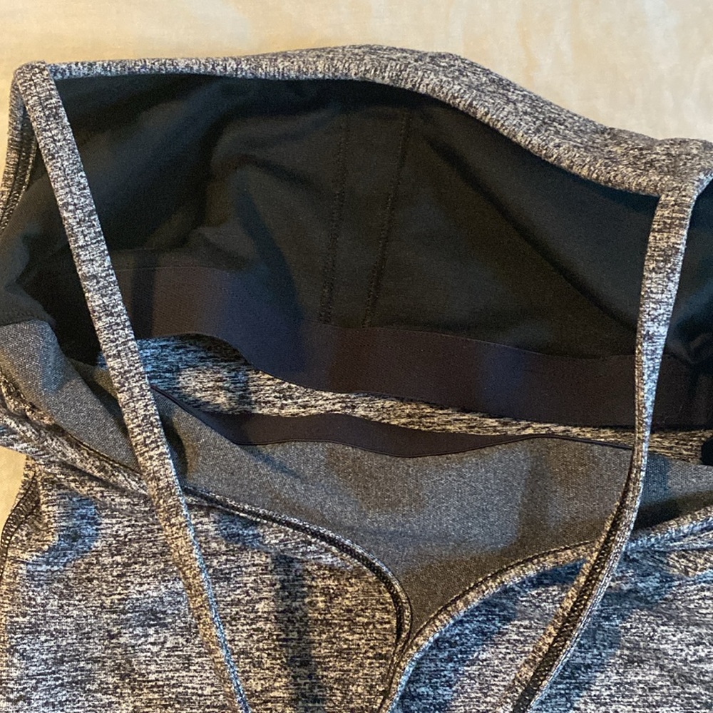 Lululemon Power Y Tank Luon Size 6 - Picture 6 of 6
